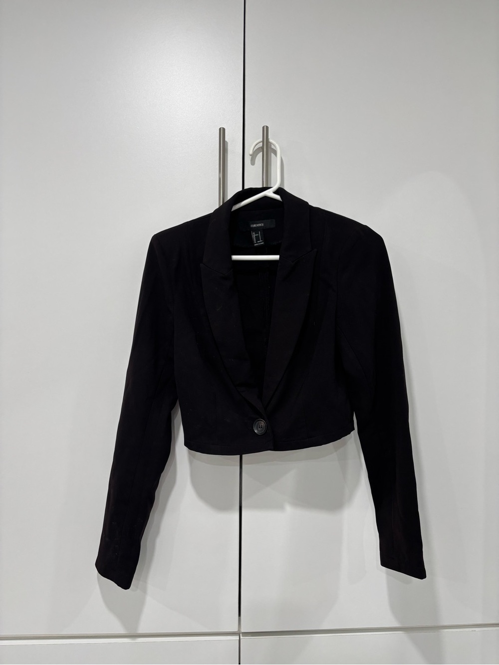 Forever 21 Black Cropped Single-Button Blazer